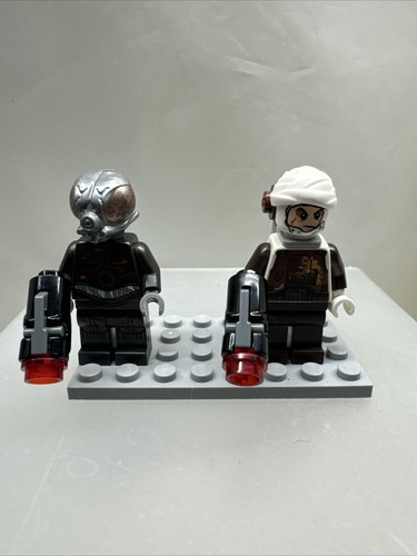 Lego Star Wars Minifigure Lot of (2) Dengar, 4 LOM Bounty Hunters 75167