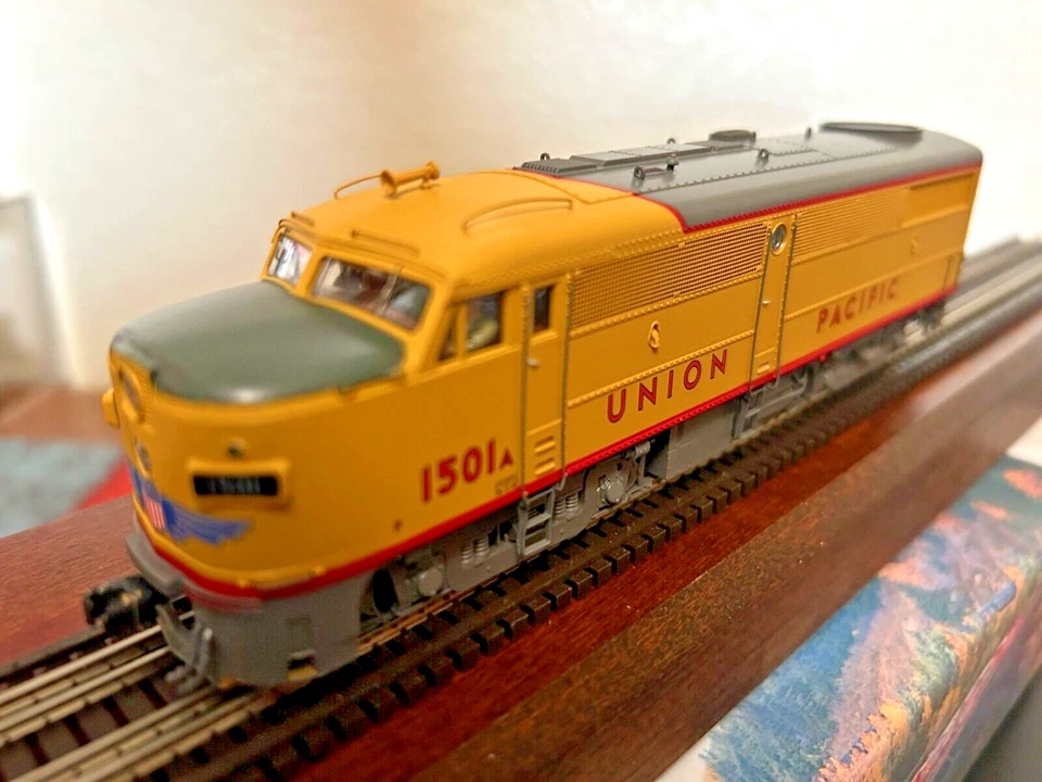 UNION PACIFIC ALCO FA-1 A/B LOCO- DCC/DCS SOUND PROTO 3 - MTH HO Scale - NEW OOP - Image 4 of 4