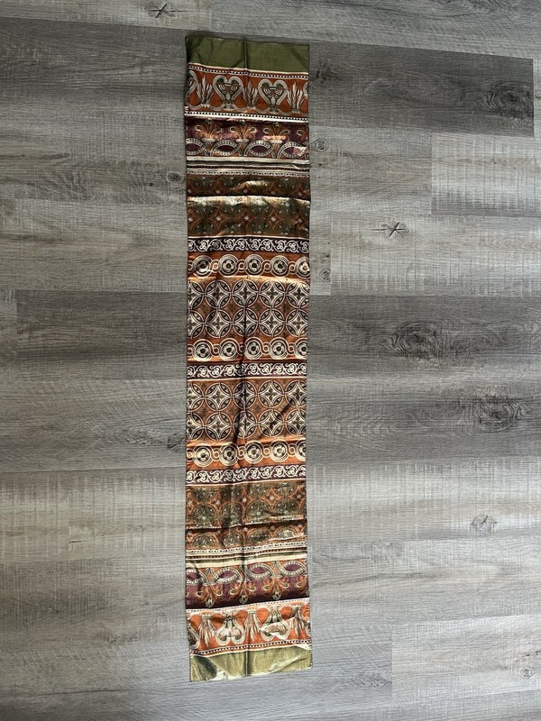 Betmar Italy Women's Scarf Metallic Foil Shimmer Scroll Design Women’s Vintage