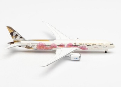 Herpa Wings 1:500 534611 Etihad Airways B787-9 Dreamliner A6-BLS  Choose Japan 
