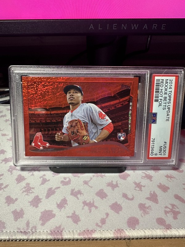 2014 TOPPS UPDATE RED HOT FOIL #US301 MOOKIE BETTS ROOKIE RC PSA 9