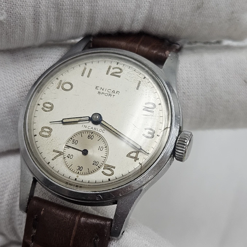 Reloj deportivo vintage Enicar para hombre cuerda mecánica cuero inoxidable sub-segundo  Foto 2 de 4