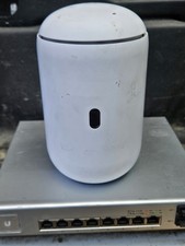 Ubiquiti Dream Router UDR/ and Ubiquity 8 Port 150w switch