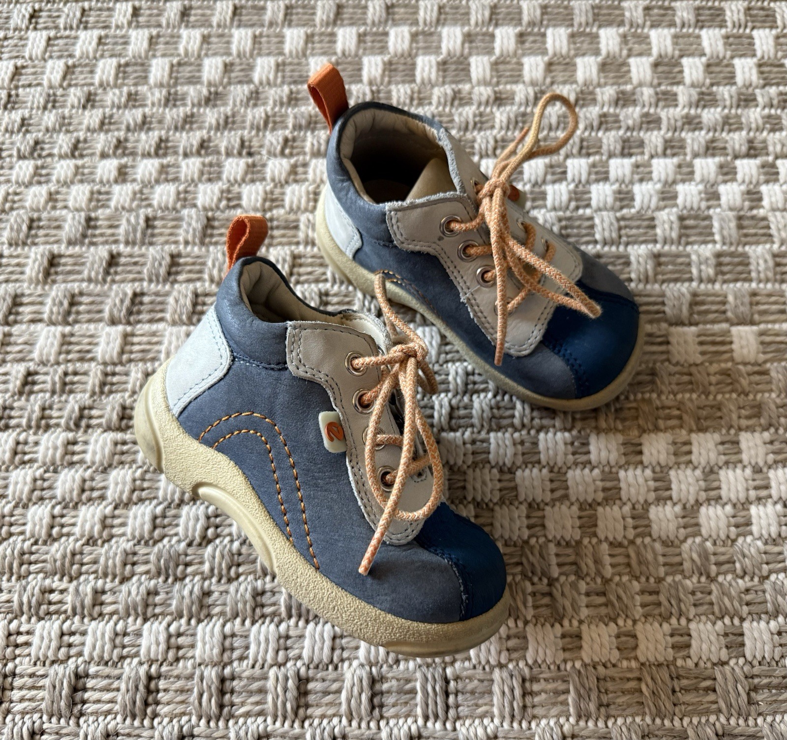 ECCO Lace-up Leather High Top Sneakers - Kids US 4 / EU 19 Infant Toddler