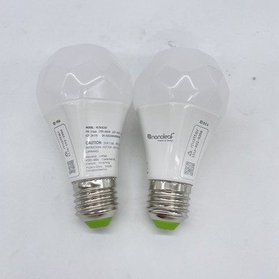 Nanoleaf Matter Essentials WLAN Glühbirnen E27, 2 smarte RGBW LED Lampen - 16 Mi