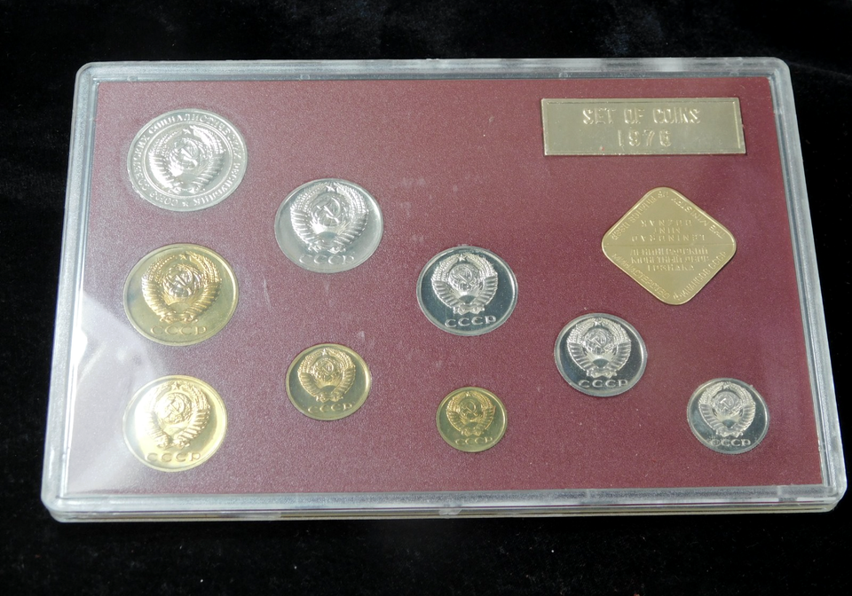 1976 Russia CCCP USSR 9 Coin Uncirculated Mint Set in Original Case ...