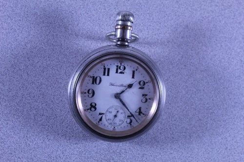Vintage/Antique Hamilton 1920's 17j Grade 924 Pocket Watch Silver