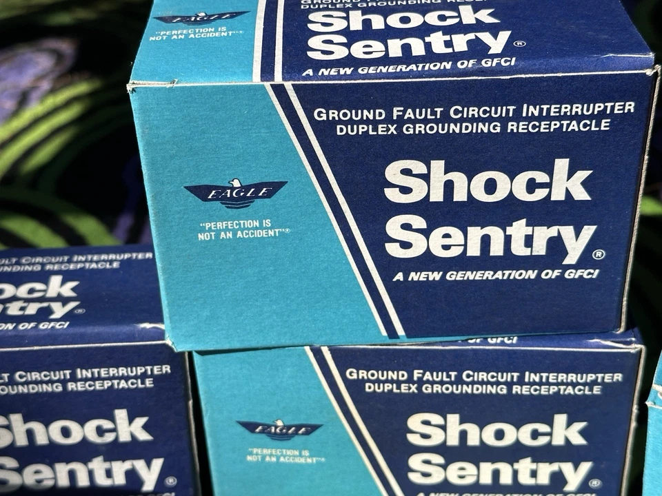 (5)De colección Eagle GFCI ShockSentryInterruptor/Marfil/2 Polos3 salidas de cable/Placas666-2 Foto 2 de 4