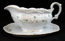 Mitterteich Lady Patricia 8.25 Inch Gravy Boat with Attached Underplate
