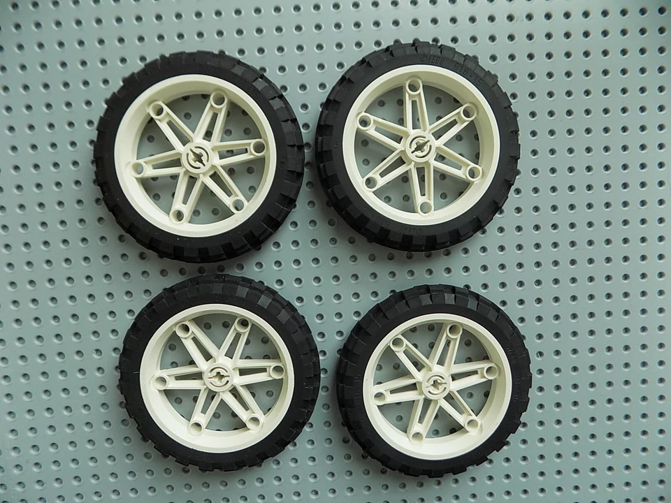 4 Lego Mindstorm Technic Motorcycle Wheels 3804 Tires 81.6 x 15 EV3 2902 - Image 2 of 3