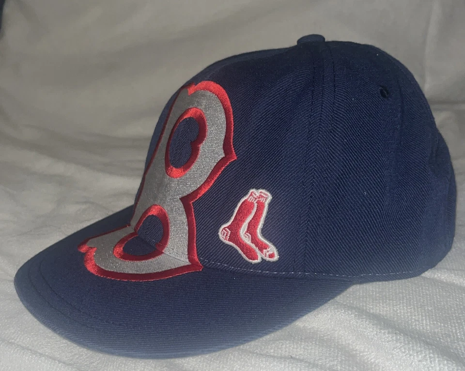 VTG 90's American needle Boston Red Sox Logo On Bill Cap 7” 3/8 Pro Model - Image 2 of 4