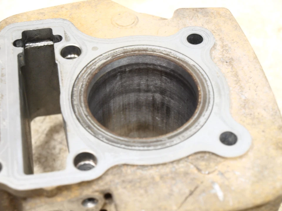 Cilindro Yamaha TTR110E 5TP-E1310-01-00 #6968 Foto 4 de 4