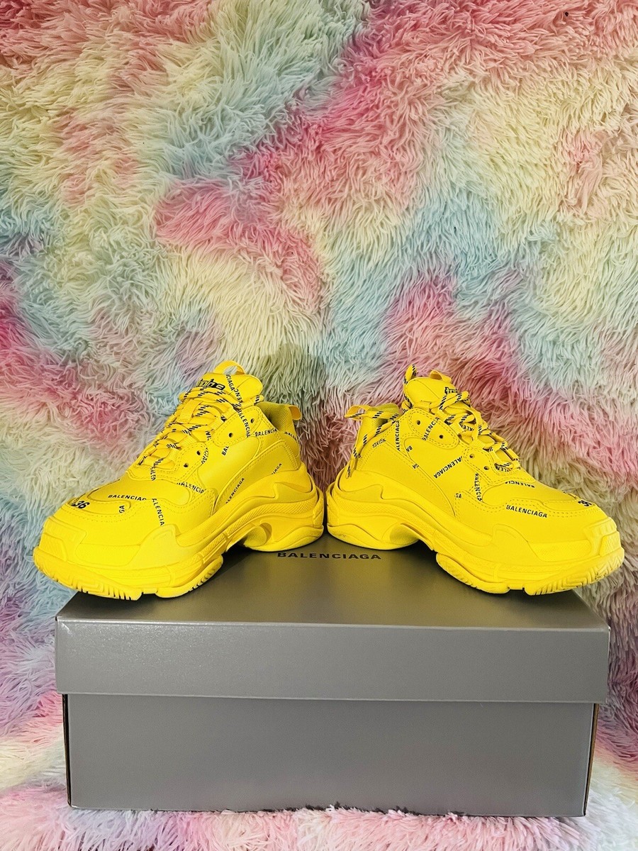 BALENCIAGA ネオンイエロー スニーカー 37 BALENCIAGA ネオンイエロー スニーカー 37