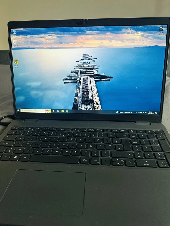 Dell Latitude 3540 · i5-1335U · 8GB · 250GB, photo 2 of 5