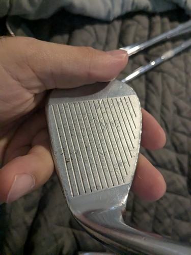 Right TaylorMade milled grind satin chrome,black wedge set.52,54,56,58. - Picture 9 of 9