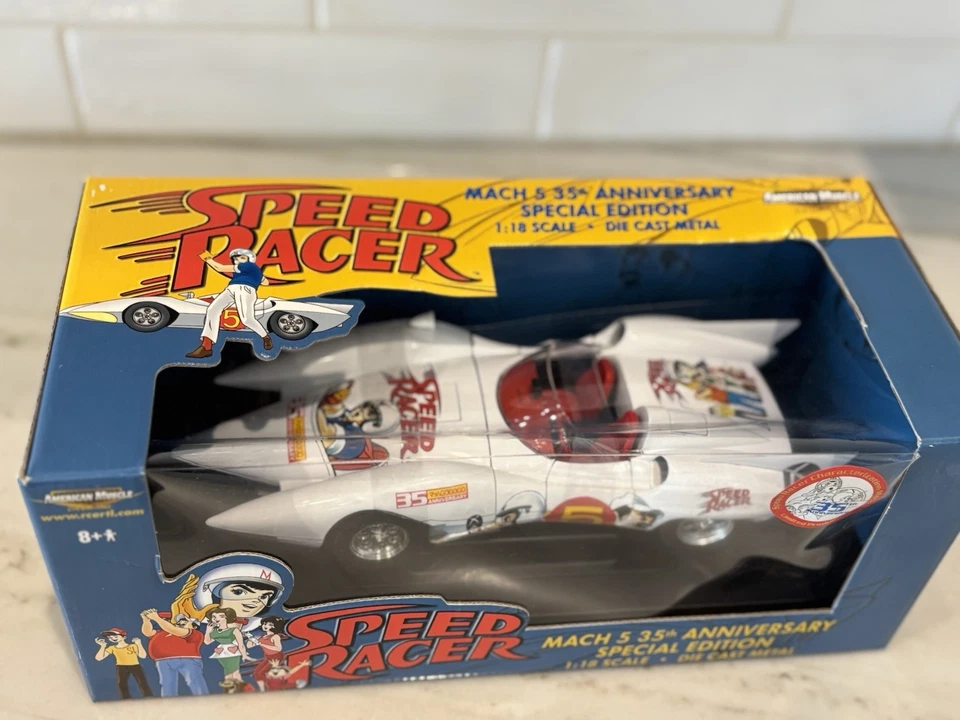Edición Especial 35 Aniversario Speed Racer Mach 5 ERTL American Muscle 1:18 Foto 4 de 4