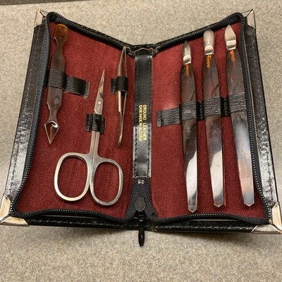 Manicure Set Black Leather Zippered Case Travel Kit  Men Or Women READ DESCR 
