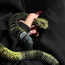 3D Printed Articulated Snake Model Rotatable Animal Simulation Desk Decor Gift