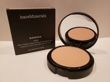 Bare Minerals BarePro 16 Hour Skin Perfecting Powder Foundation Light 20 Cool