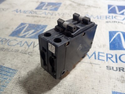 Square D QOT21520 4 Pole QOT 15 / 20 amp 120/240 HOOK Plug in Circuit breaker 