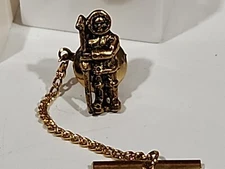 Vintage Eskimo   Tie Tac or Lapel Pin ( Sears & Roebuck)