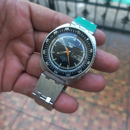 RARE Seiko 5 Rally Automatic 6106 - 8510 Diver Black Dial Vintage Men Watch JDM - Picture 4 of 9