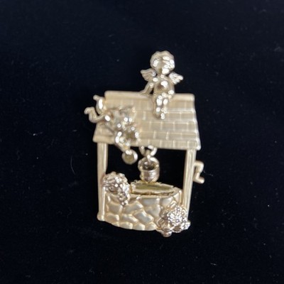 VINTAGE WOMEN'S GUARDIAN ANGLE BROOCH/PENDANT MARKED AJC
