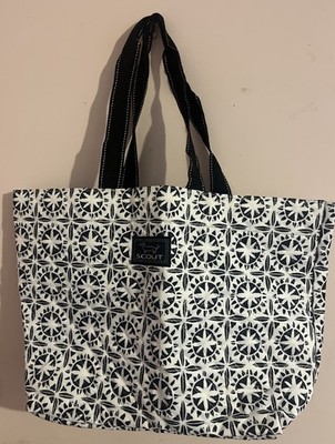SCOUT True North XL Weekender Tote + Matching Zip Pouch NWOT Black White Beach