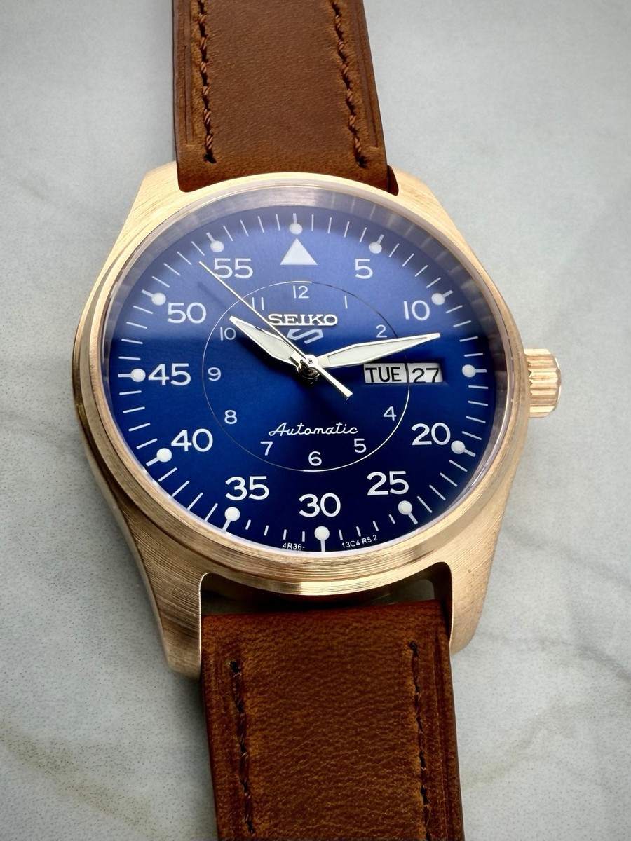 Bronze Pilot Automatic Watch - Seiko NH35 Movement - blue flieger