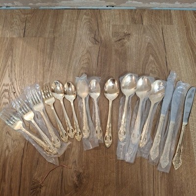 Hampton  Silversmiths Stainless Flatware Set For 4 15 Pieces Never Used
