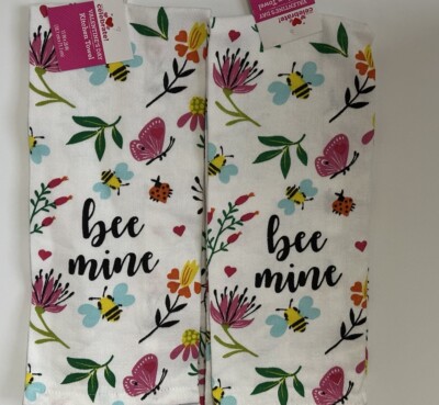 2 BEE MINE Bumble Bees Spring flowers Valentines Kitchen Towels