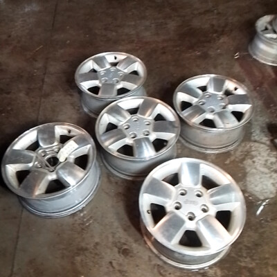 Jante En Aluminium D'Origine Occasion Pour Jeep Grand Cherokee WJ - 5x127 - 17x7