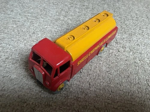 Vintage Dinky Toys AEC shell Chemical Tanker