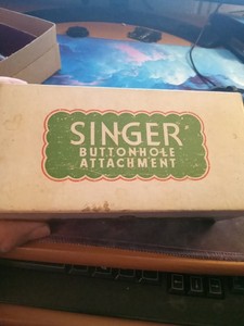 Vintage Singer Button Hole Attachment #121795 In Original Box w Instructions EB2