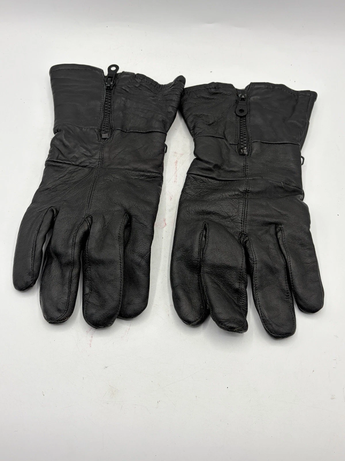 Black Leather Insulated Winter Gloves XL Thinsulate 40 Gram Zip Cuff
Opens in a new window or tab
