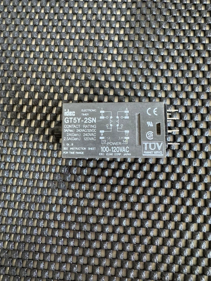 IDEC GT54-25N Electronic Timer 100-120vac - Image 3 of 3
