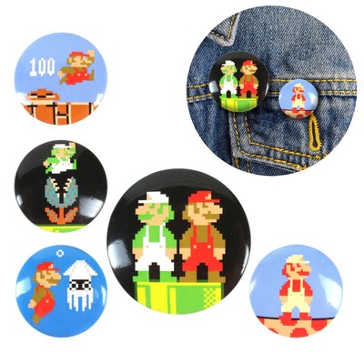 SUPER MARIO BROS BADGE PACK X5 Retro 80er Stil Pin Luigi Videospiel Neuheit UK