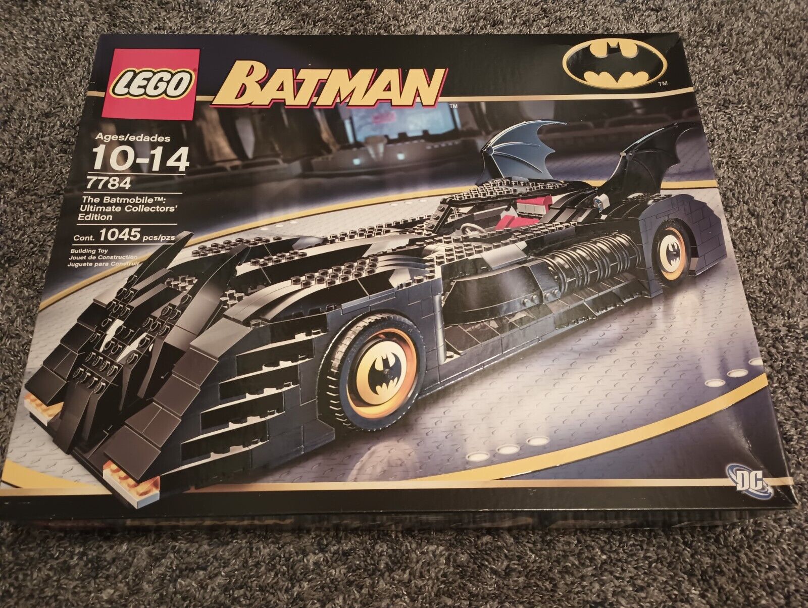 LEGO 7784 Batman The Batmobile Ultimate Collectors' Edition