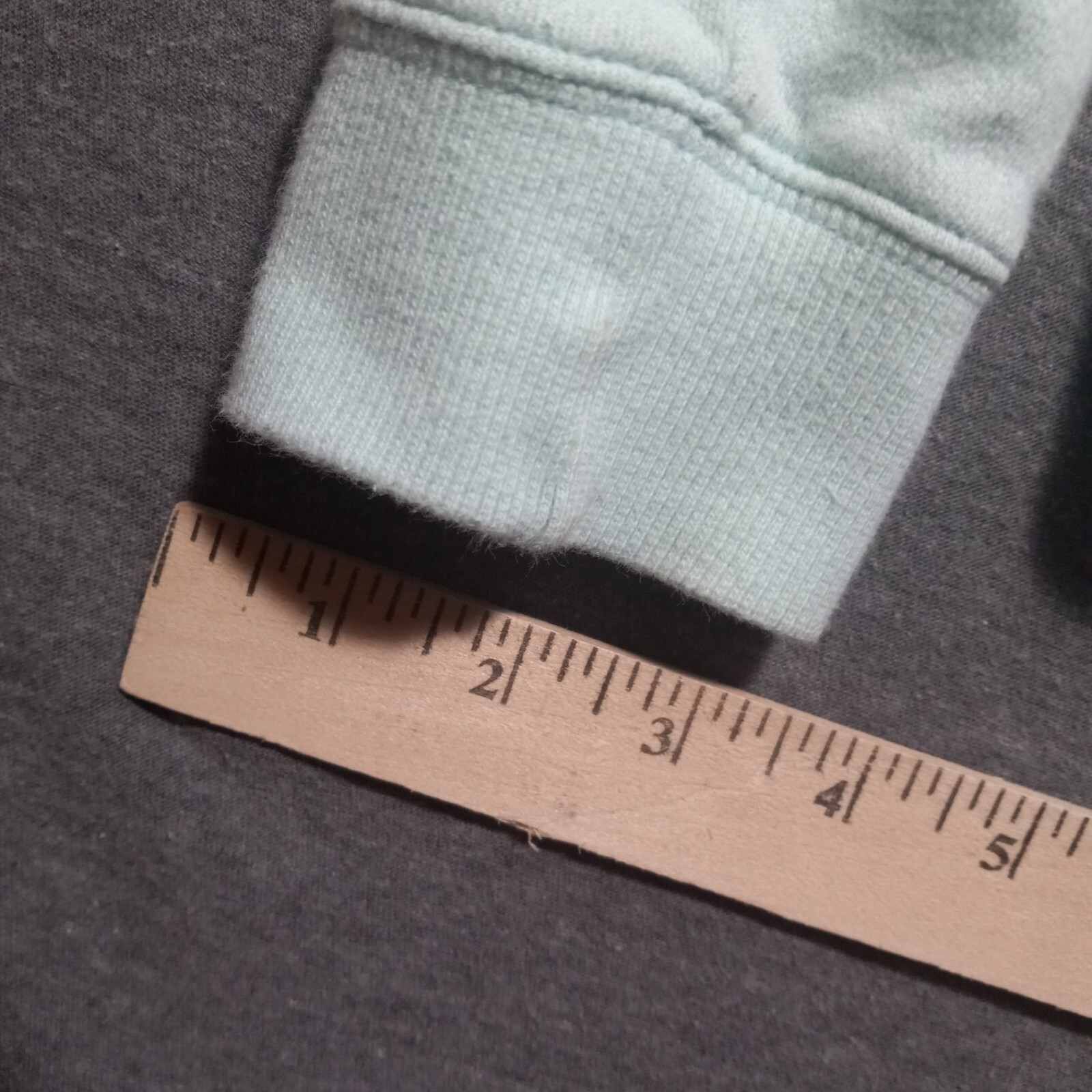 Vineyard Vines woman's Small Pullover - image 4