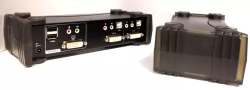 Aten DVI CS1762A KVMP Switch 2-Port USB 2.0 DVI KVM Switch + Kabel ohne Netzteil