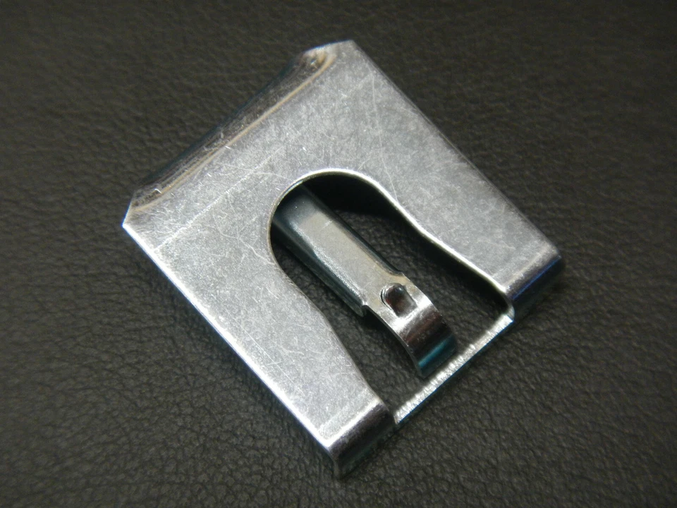 Chevrolet Chevelle 1964 1965 1966 1967 brazo limpiaparabrisas retenedor clip 64 65 66 67 Chevy Foto 3 de 4