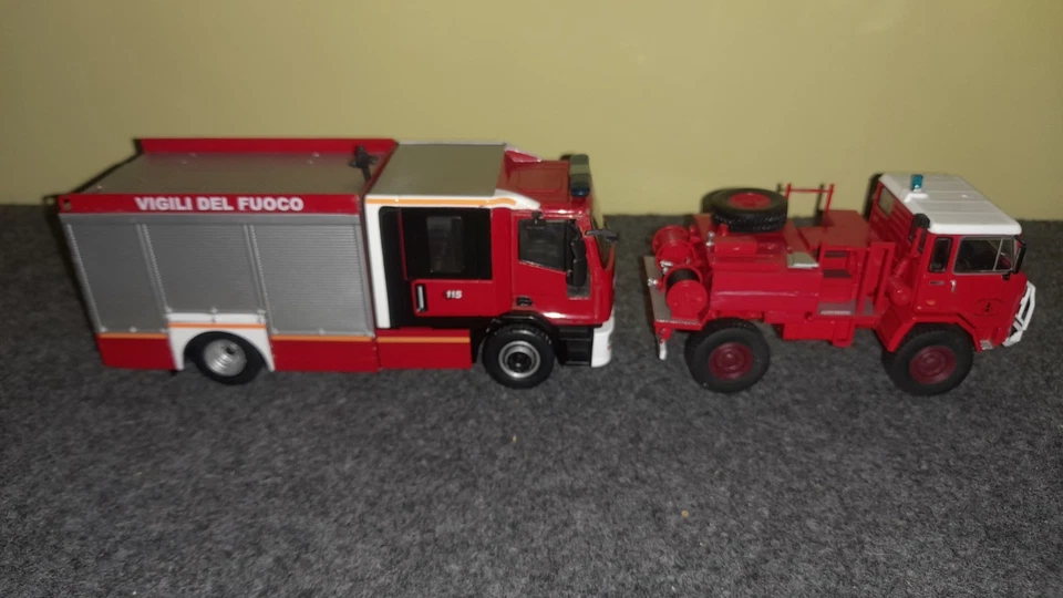 Modellini "Pompieri" 1/43 Iveco 180 E 28 Magirus Camiva e Fiat 75 PC - Immagine 4 di 4