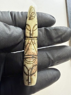 Ojuelos De Jalisco Authentic Alien Stone Carved Pendant   Pendulum
