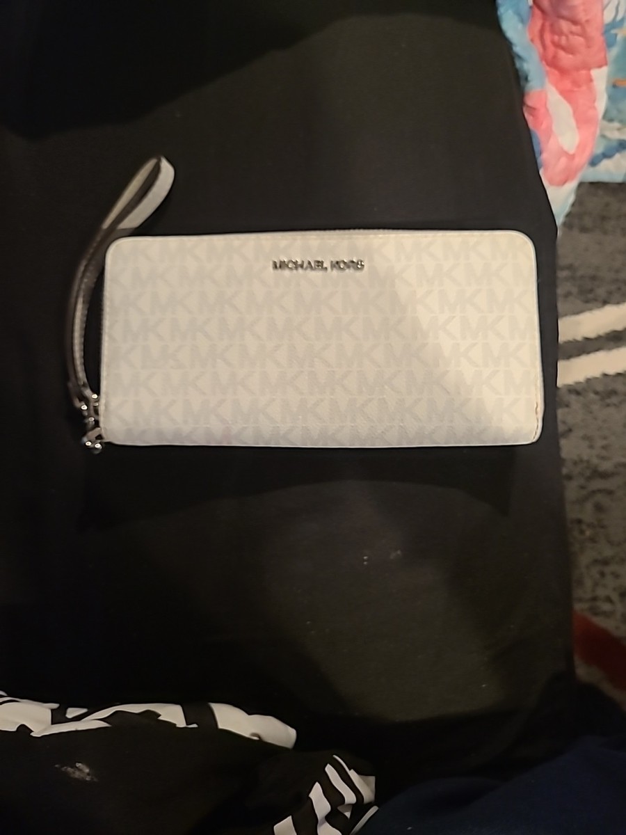 Michael Kors Wristlet Wallet White MK Logo Print Zip Around  display picture 3