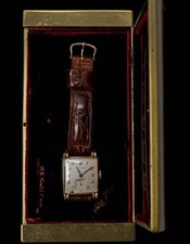 Longines 14K Gold Watch Square Vintage Golden Breguet Numerals and Hands DC-7279