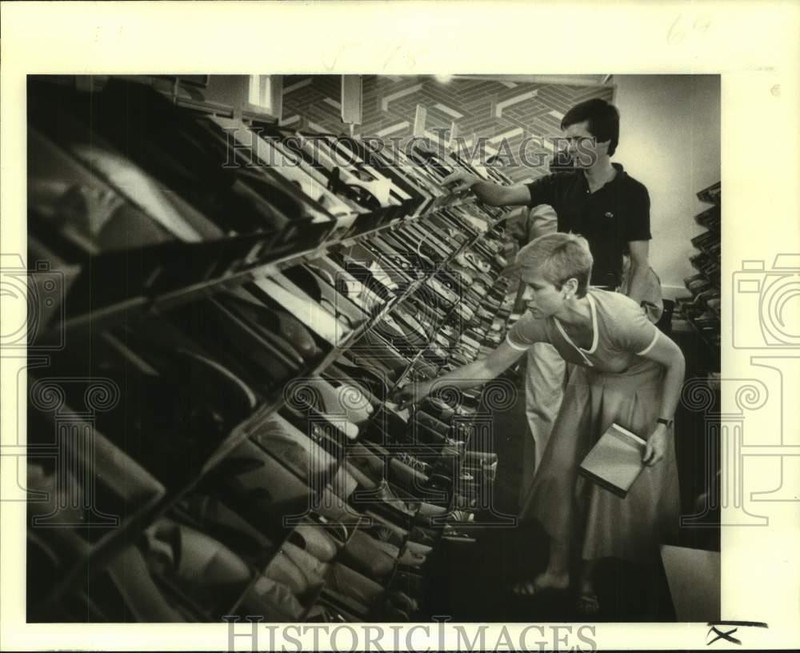 1979 Press Photo Feet First - Eads and Debbie Poitevent, Owners, New Orleans