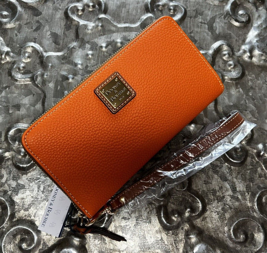 DOONEY & BOURKE~Large ZipAround Wallet Clutch Wristlet  display picture 1