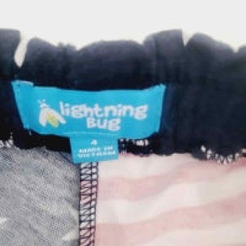 New flag light shorts size 4 - Picture 2 of 3