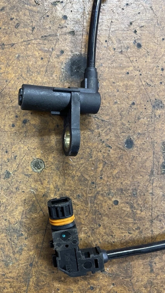 Датчик скорости колеса ABS для Mercedes-Benz W220 S430 S500 2003-2006 передний левый или правый - Изображение 2 из 4