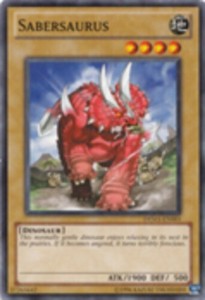 Sabersaurus - DEM1-EN003 - Common x3 - Near Mint